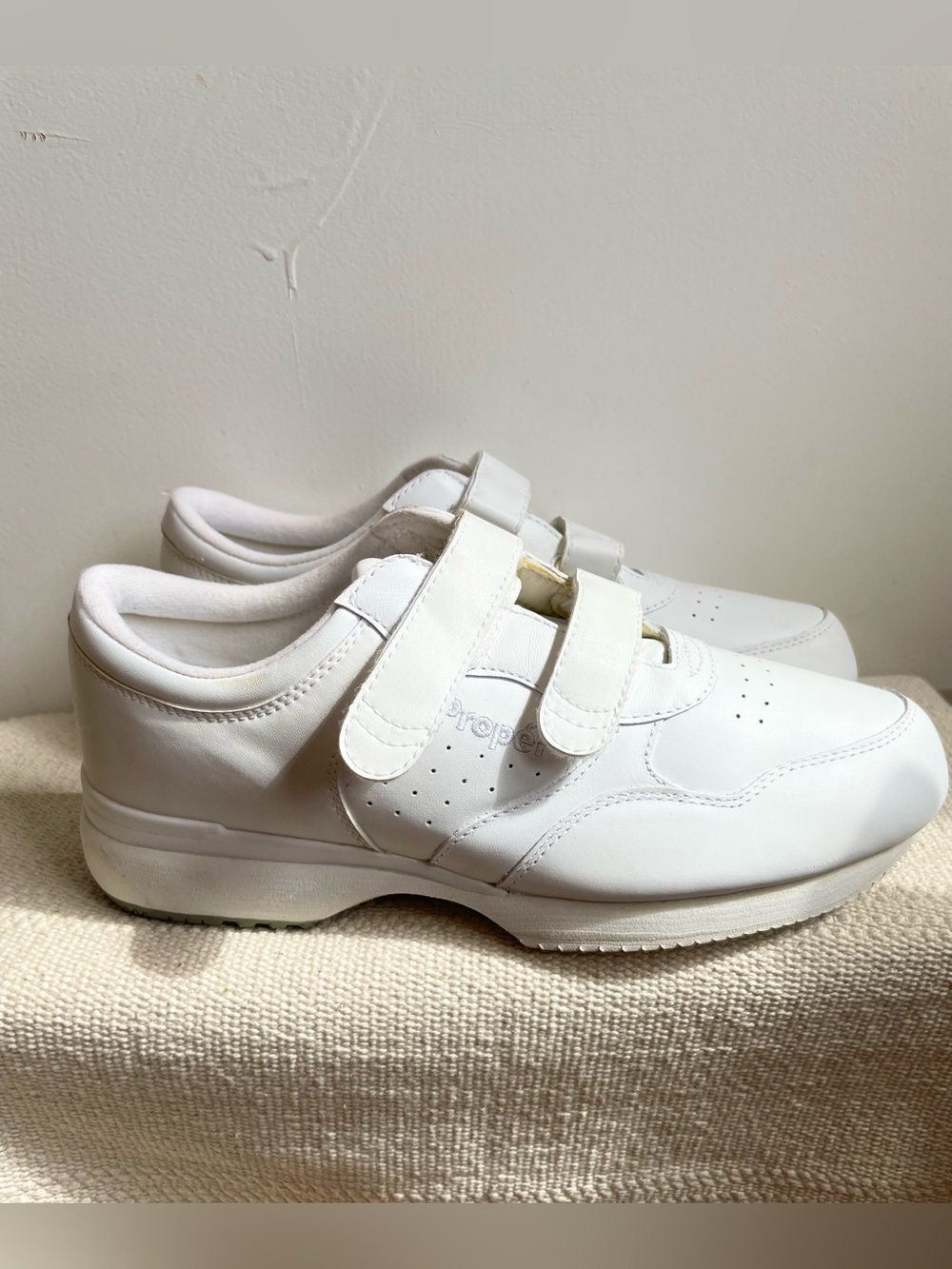11 Propet M3705 Lifewalker Strap Walking Mens Walking Sneakers Shoes Casual